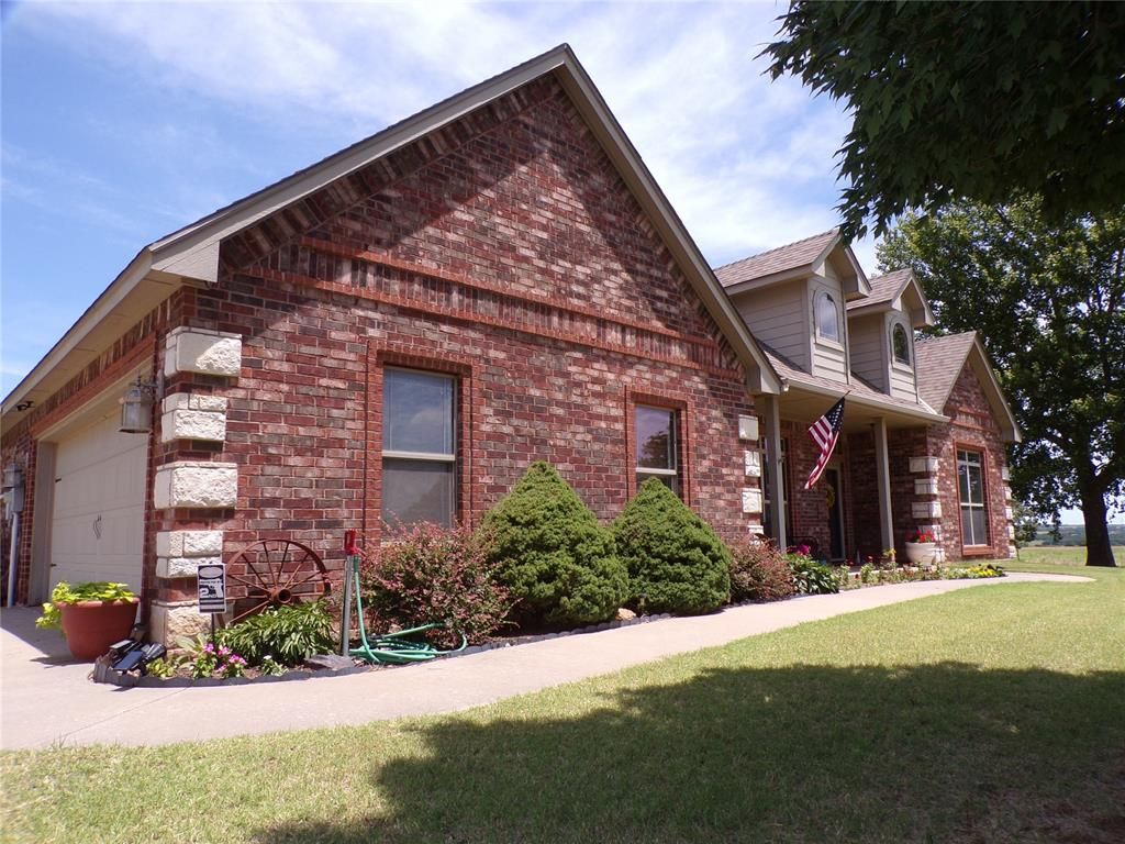 14016 County Road 1130, Lookeba, OK - View 2