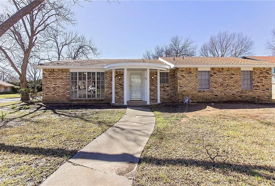 1st image of 3002 Dover Dr