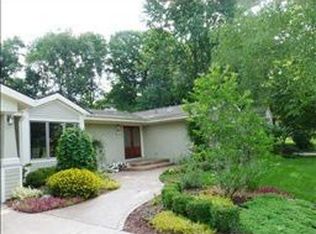 2825 Provincial Dr, Ann Arbor, MI