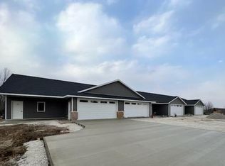 108 Highland Dr #4, Decorah, IA 52101