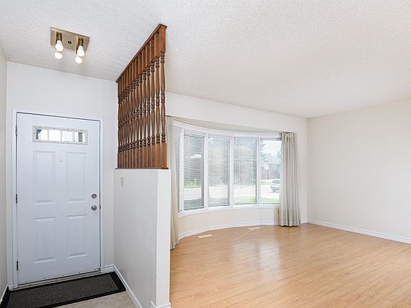 2nd image of 18512 98th Ave NW