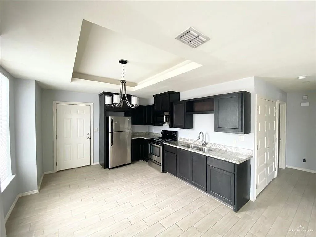 2 bed, 2.0 bath, 870 sqft, $950 — Photo 4