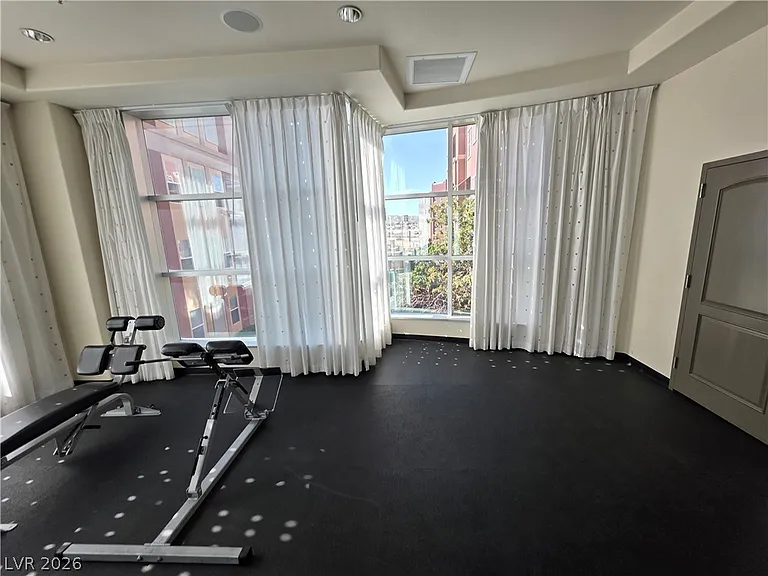 62 E Serene Ave #225 — Photo 31