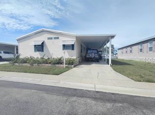 1952 Chris Dr, Tarpon Springs, FL 34689