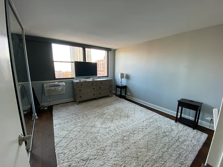 2700 N Hampden Ct #14B — Photo 18