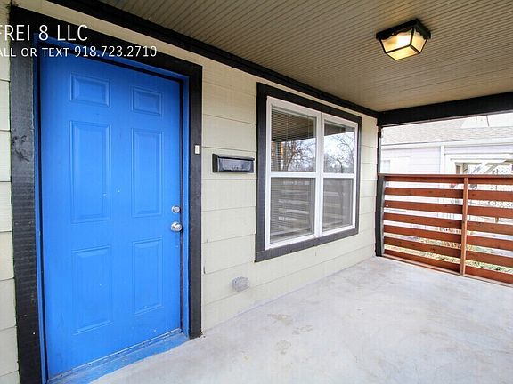2nd image of 2865 E Admiral Pl