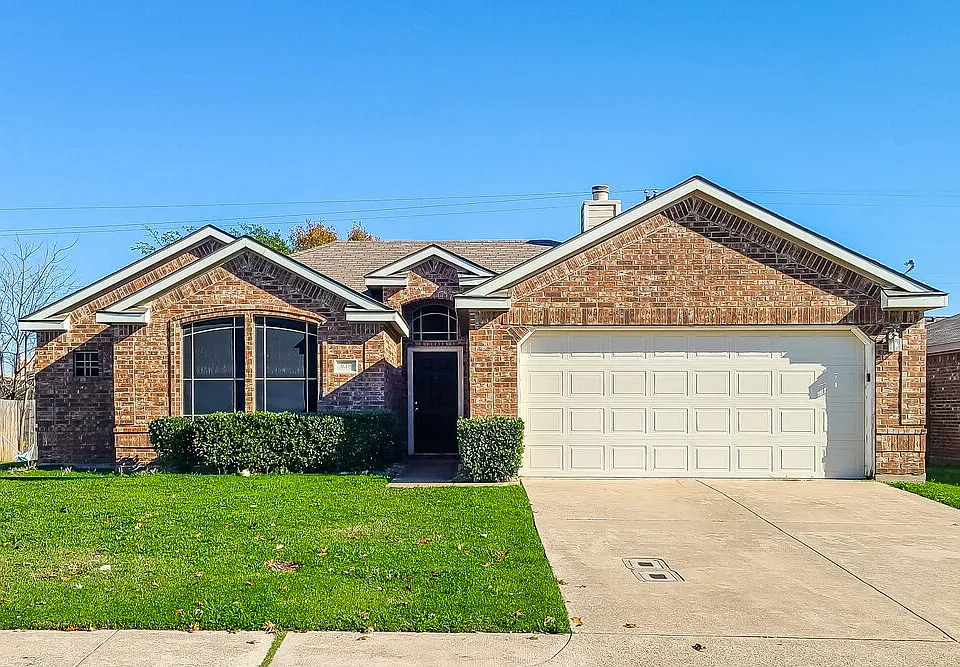 938 Barrymore Ln
