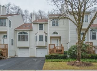 24 Noelle Ct, Lincoln Park, NJ 07035