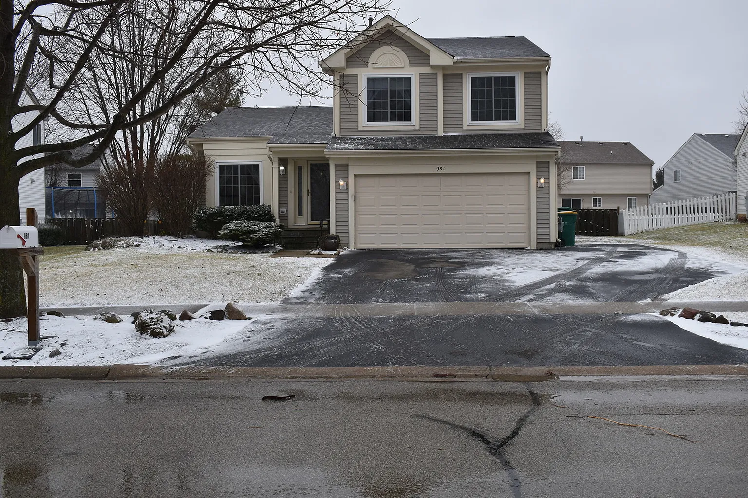 981 Martingale Ln photo 1
