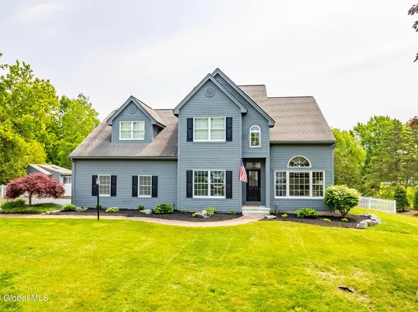 5 Hunters Run Boulevard, Cohoes, NY 12047