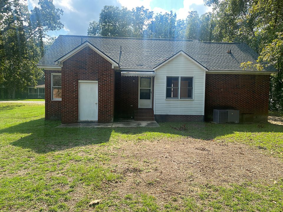 2nd image of 2209 Warner St