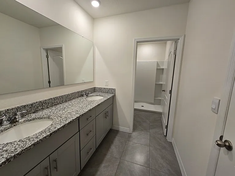 1301 Isleta Loop #1301 — Photo 17