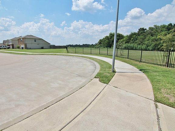 4th image of 1030 Cascadera Ct