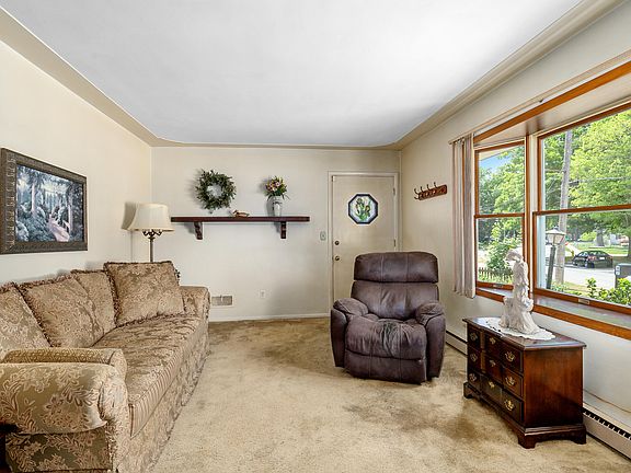 5th image of 4760 Burgis Ave SE