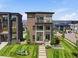1204 Vistapointe Dr, Park Hills, KY 41011