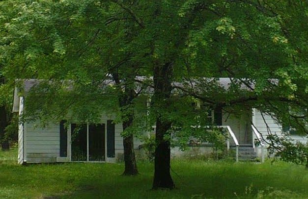 2nd image of 780 Stones Rd