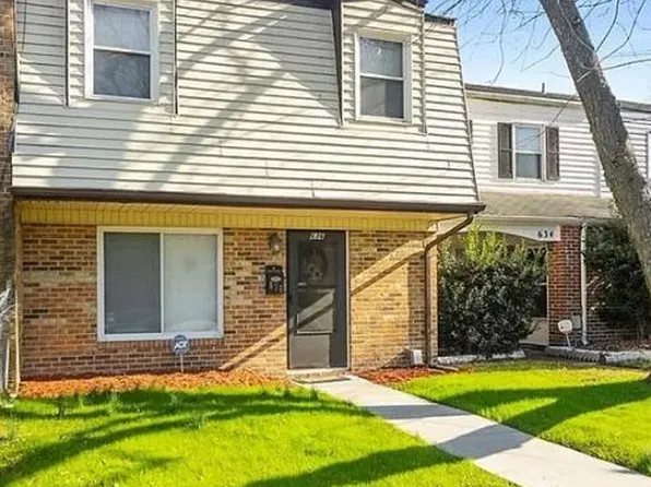 636 Red Horse Ln, Virginia Beach, VA 23462