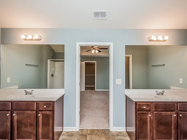3542 Sandy Bank Dr — Photo 13