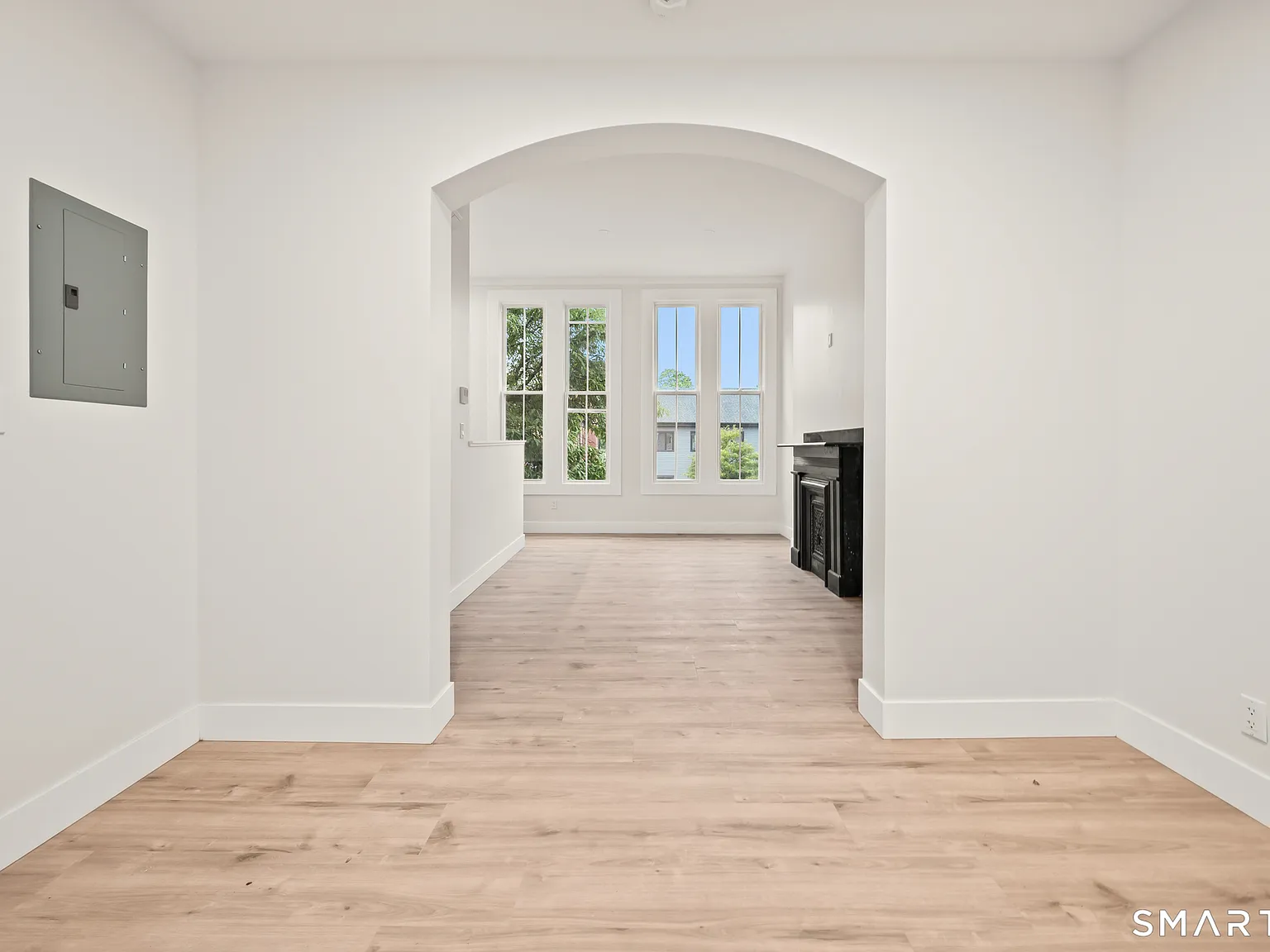 Studio, 1.0 bath, 450 sqft, $1,500 — Photo 2