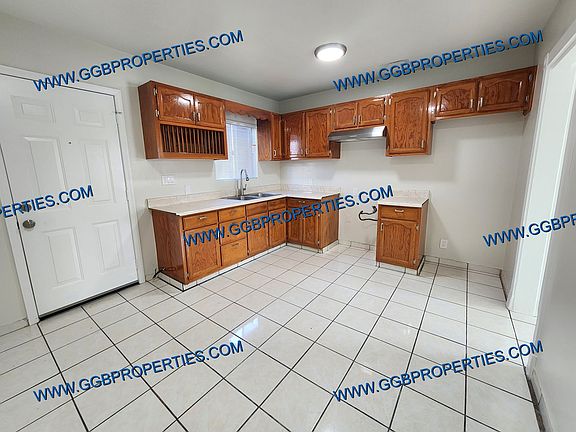 2nd image of 253-255 E 67th Way #253