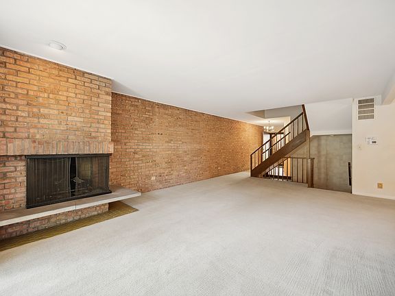 4th image of 1809 Wildberry Dr Unit E