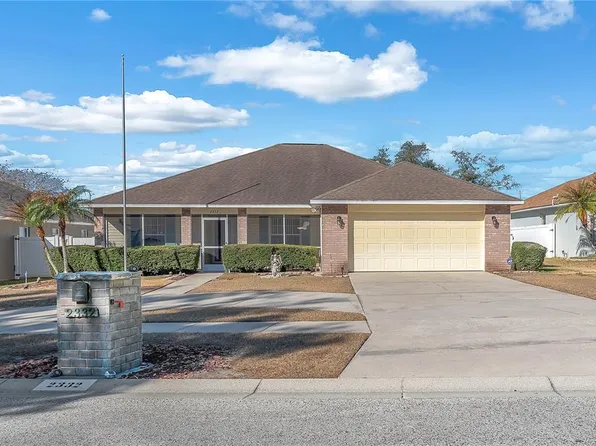 2332 Towering Oaks Cir, Seffner, FL 33584