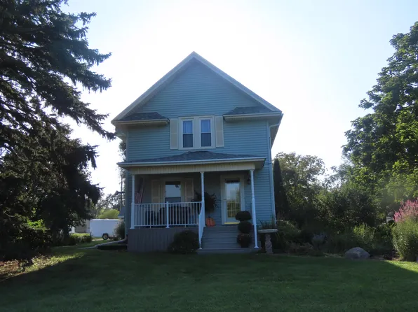1015 N 11th St, David City, NE 68632