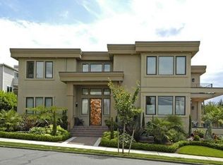 255 7th Ave S, Kirkland, WA 98033