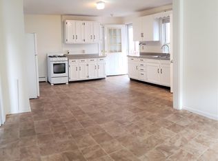 33 Warner St APT 2, Hudson, MA 01749