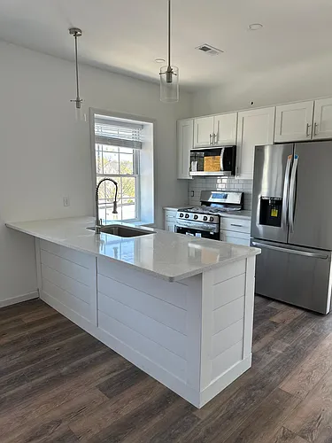 102 Clements Bridge Rd #B Photo 1 102 Clements Bridge Rd #B Photo 1