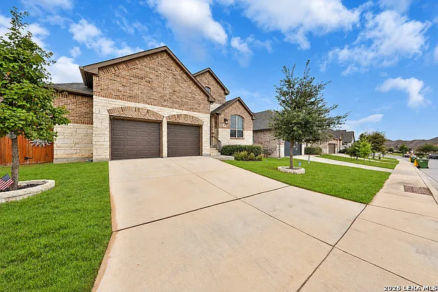 4 bed, 3.5 bath, 3105 sqft, $3,000 — Photo 2
