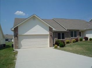 39 Woodgate Ln, Crossville, TN 38571