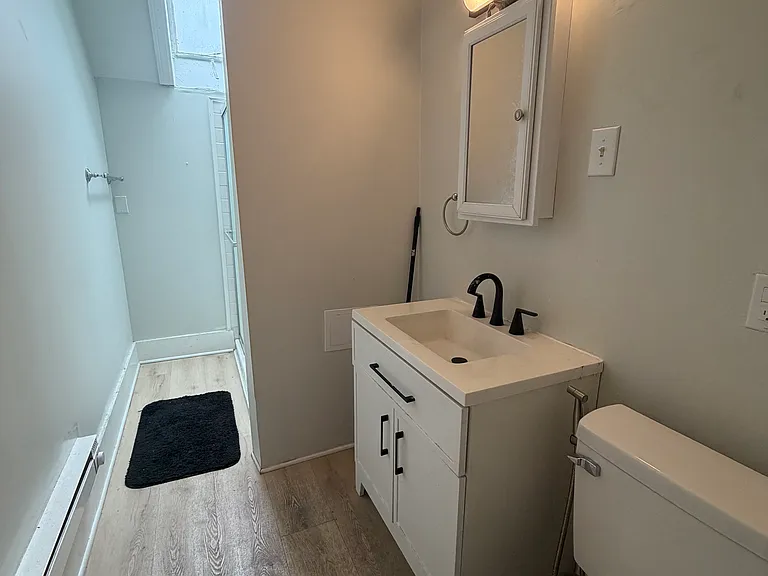 41 Richards St #3 — Photo 10