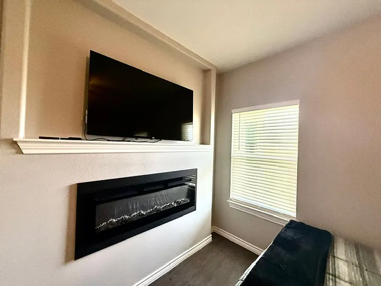 7804 Freedom Crest Ave — Photo 12