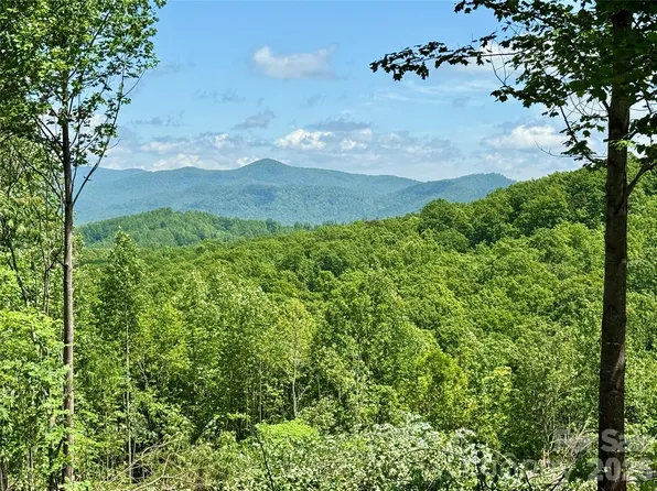 1143 Grandview Peaks Dr, Nebo, NC 28761