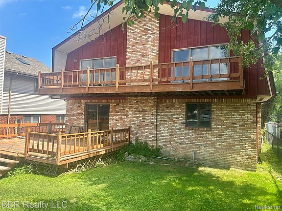4th image of 30620 Bayview Dr