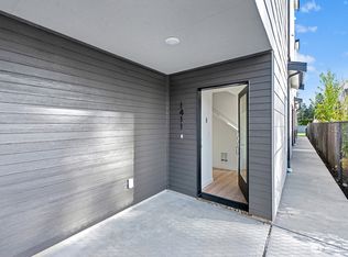 Salmon Creek Townhomes, Seattle, WA 98164