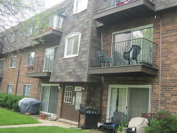 3rd image of 9392 Bay Colony Dr APT 2N