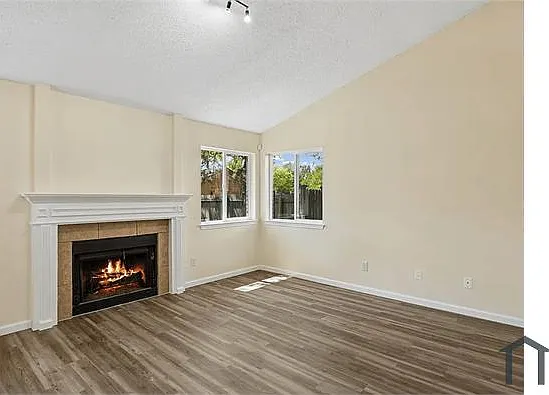 7606 Clairmont Ave — Photo 10