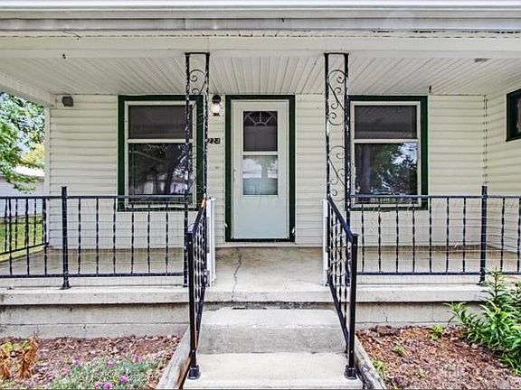 3rd image of 224 E Townsend St