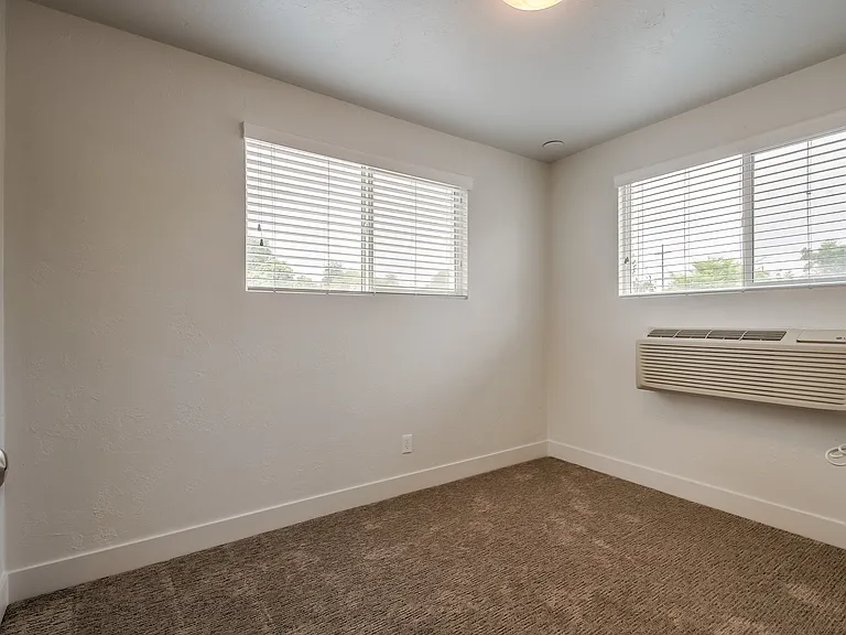 Windsor Salt Lake City Apartments — Photo 11