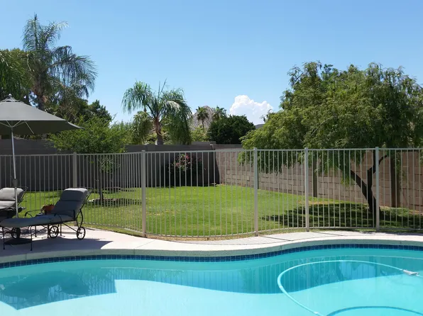 2614 E Sahuaro Dr, Phoenix, AZ 85028