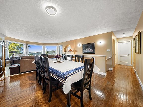 5th image of 6092 Chippewa Rd