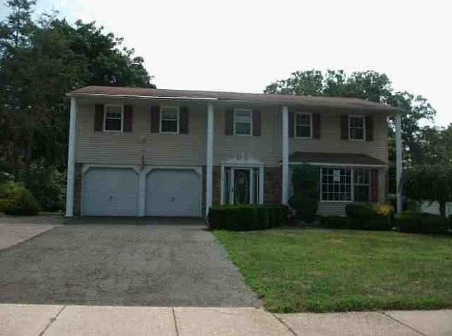1st image of 117 Wedgewood Dr