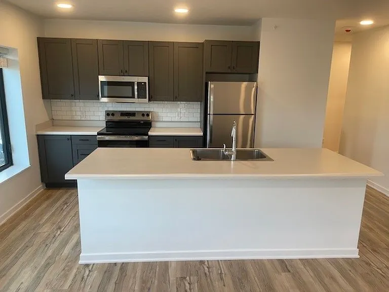 345 N 23rd St #202 — Photo 18
