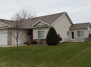 708-15 1/2 Ave NW, Kasson, MN 55944