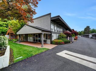 4460 SW Scholls Ferry Rd APT 23, Portland, OR 97225