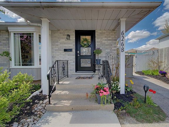 4th image of 626 Settlersfield Ct #B