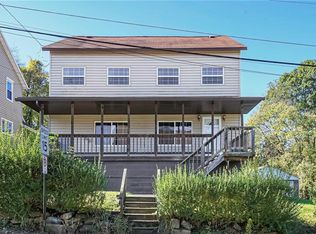 754 School St, Crescent, PA 15046