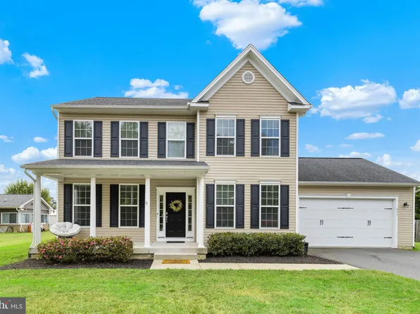 471 Truslow Rd, Fredericksburg, VA 22405